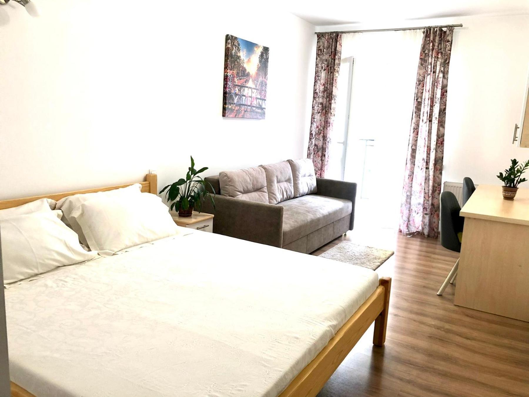 Osapart Comfortable Apartment In A Complex Great Britain Lviv Kültér fotó