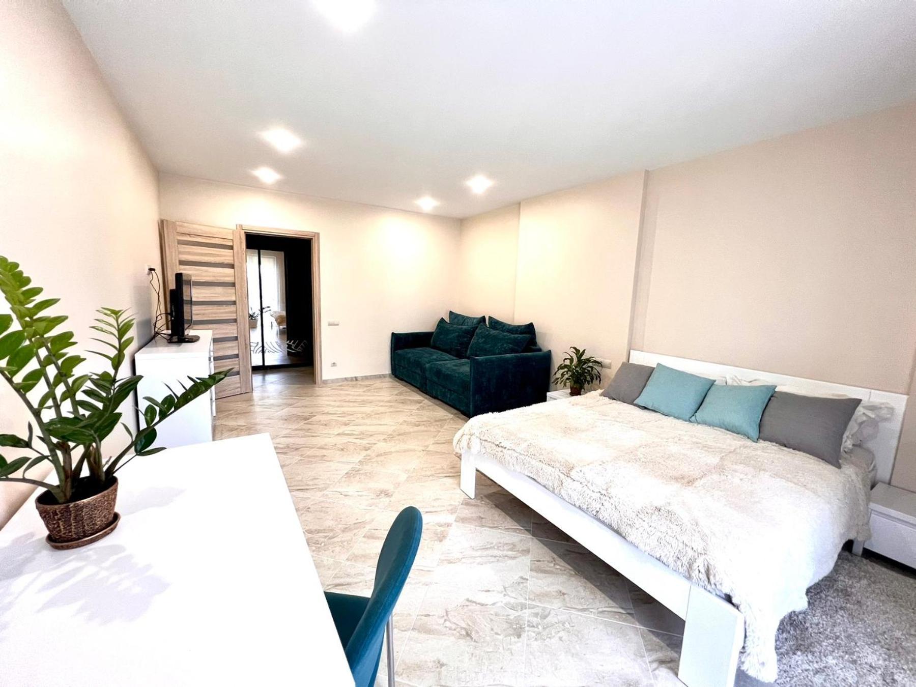 Osapart Comfortable Apartment In A Complex Great Britain Lviv Kültér fotó