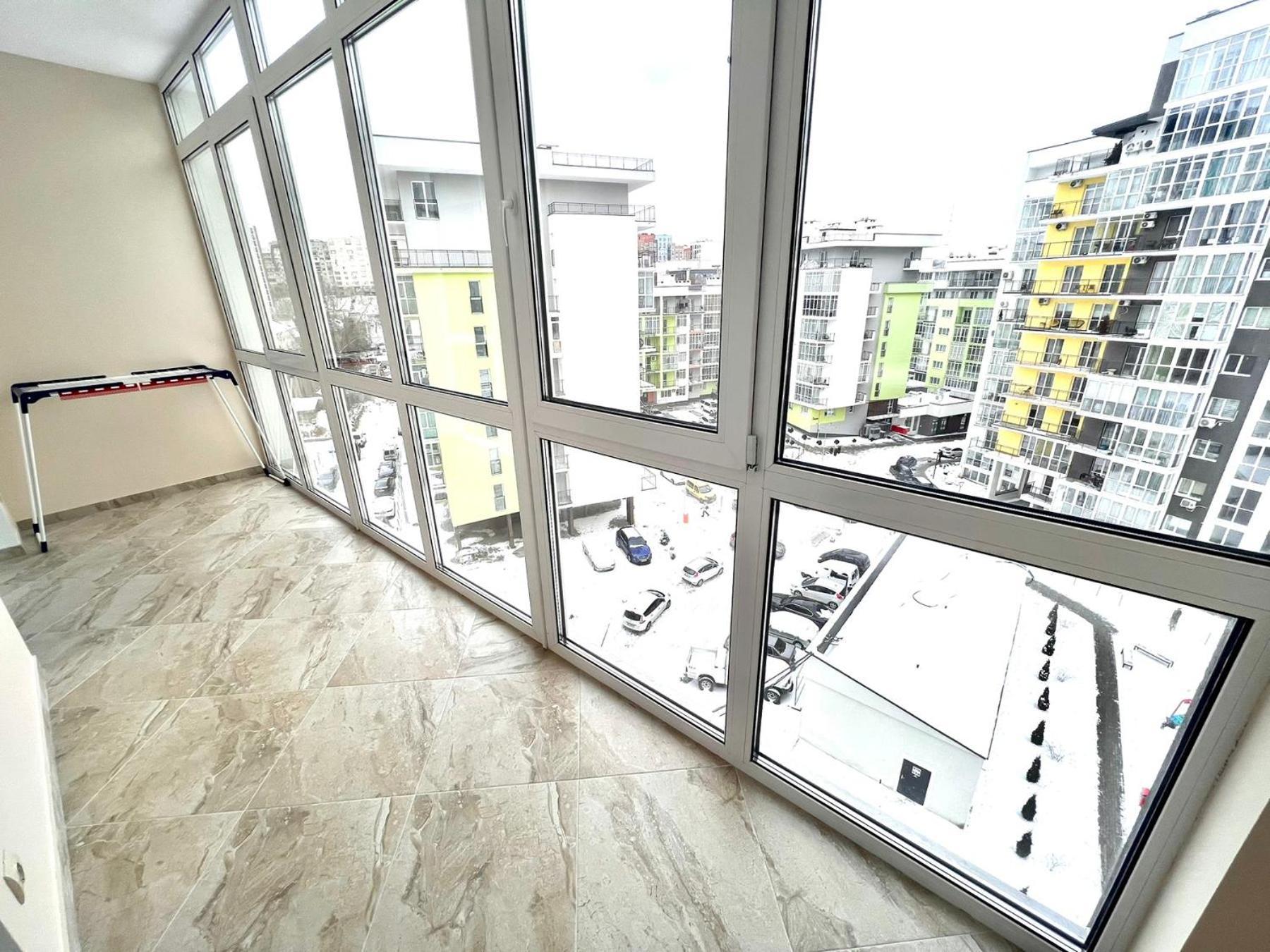 Osapart Comfortable Apartment In A Complex Great Britain Lviv Kültér fotó